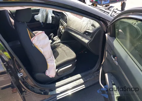 2019 Hyundai Elantra Se z USA, uszkodzony, nr VIN 5NPD74LF7KH461772